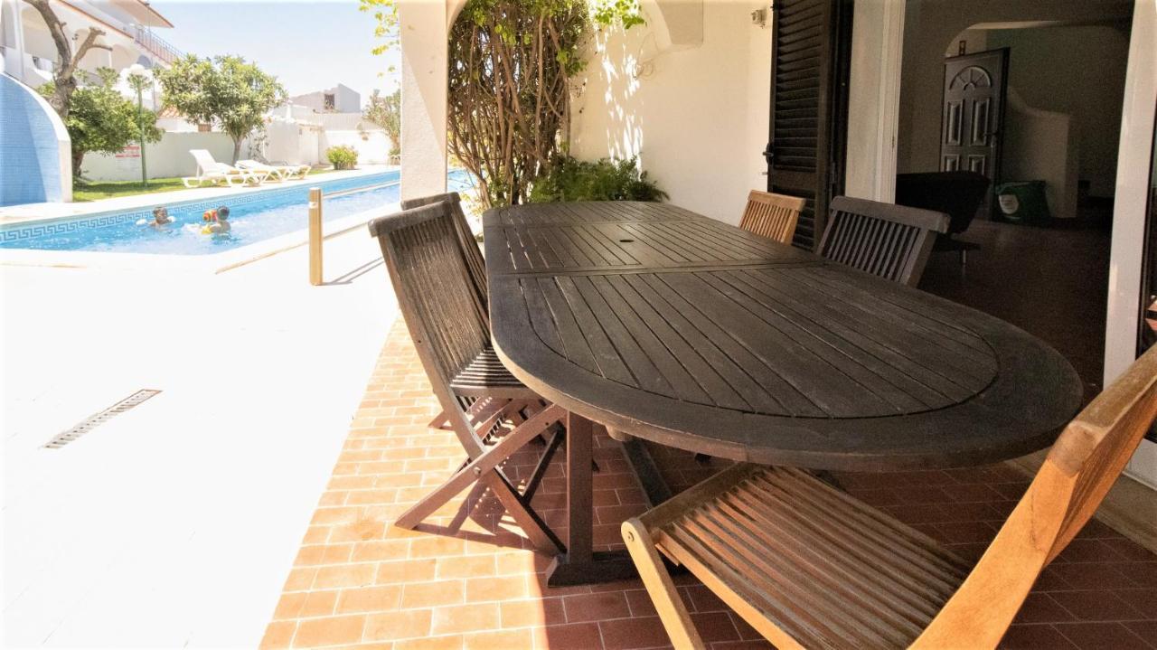 Villa Pedro - Swimming Pool - By Bedzy Albufeira Luaran gambar