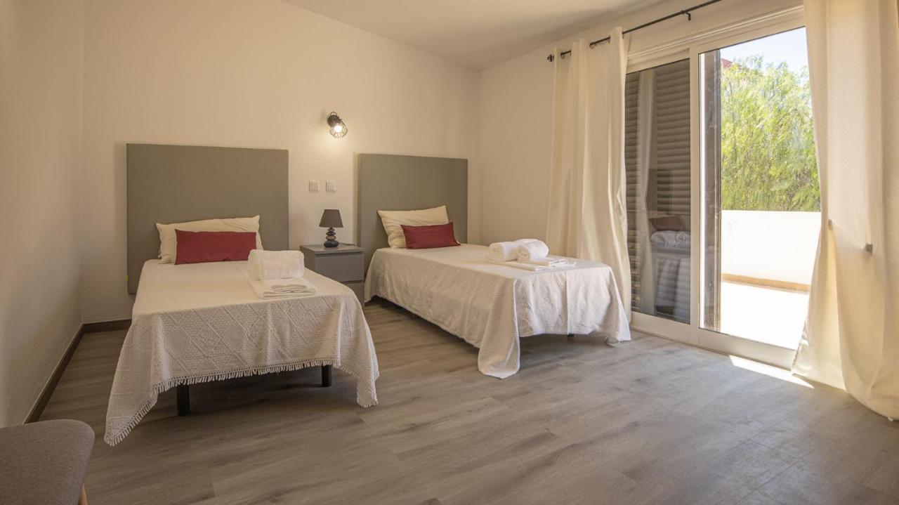 Villa Pedro - Swimming Pool - By Bedzy Albufeira Luaran gambar